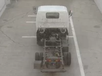 Toyota DYNA лот № 205 оценка 3.5  с аукциона в Японии 2