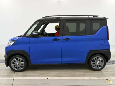 Mitsubishi DELICA MINI  с аукциона в Японии