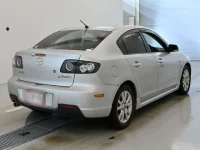 Mazda AXELA лот № 90448 оценка 3.5  с аукциона в Японии 1