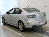 Mazda AXELA лот № 90448 оценка 3.5  с аукциона в Японии 5