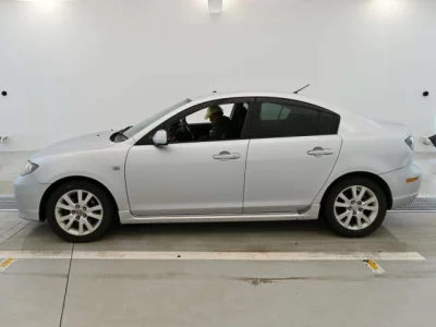 Mazda AXELA  с аукциона в Японии