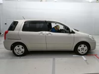 Toyota RAUM лот № 36465 оценка 3.5  с аукциона в Японии 2