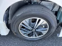 Nissan SERENA лот № 80037 оценка X  с аукциона в Японии 8