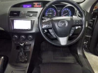 Mazda AXELA лот № 4003 оценка 3.5  с аукциона в Японии 3