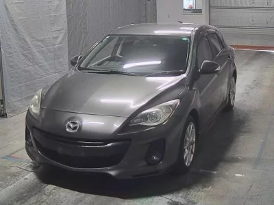 Mazda AXELA  с аукциона в Японии
