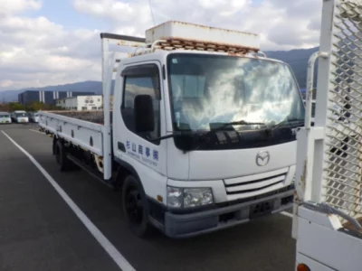 Mazda TITAN  с аукциона в Японии