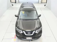 Nissan X-TRAIL лот № 30327 оценка 3.5  с аукциона в Японии 6