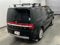 Mitsubishi DELICA D5 лот № 80043 оценка X  с аукциона в Японии 4