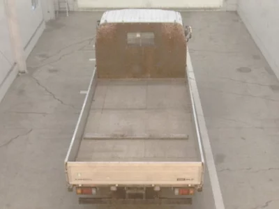 Isuzu ELF  с аукциона в Японии