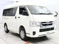 Toyota HIACE VAN лот № 40084 оценка S  с аукциона в Японии 4