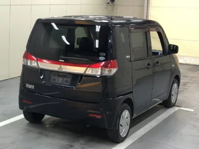 Mitsubishi DELICA D2  с аукциона в Японии