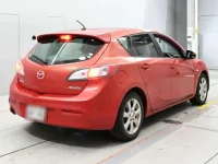 Mazda AXELA лот № 90471 оценка 3.5  с аукциона в Японии 1