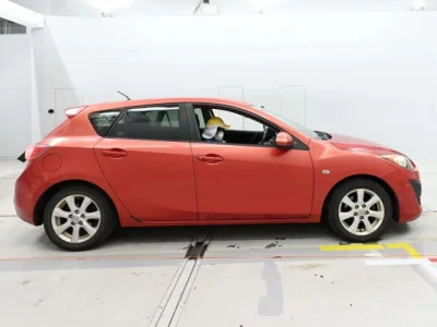 Mazda AXELA  с аукциона в Японии