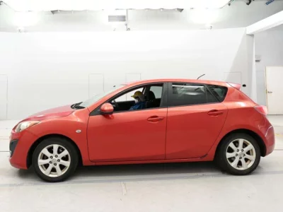 Mazda AXELA  с аукциона в Японии