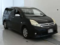 Toyota ISIS лот № 30333 оценка 3  с аукциона в Японии 4