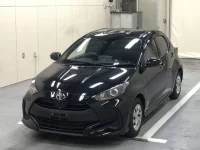 Toyota YARIS лот № 3018 оценка 4.5  с аукциона в Японии 2