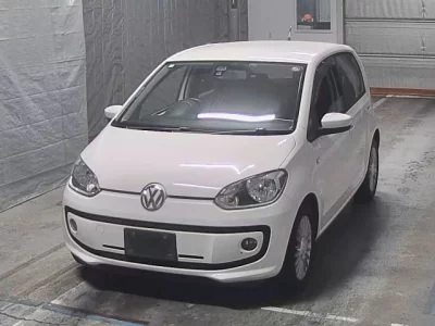 Volkswagen UP  с аукциона в Японии