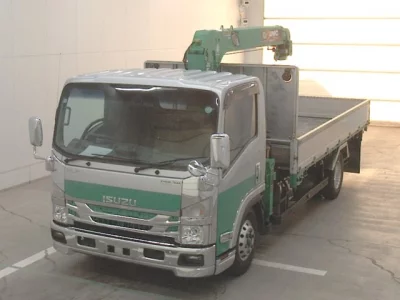 Isuzu ELF  с аукциона в Японии