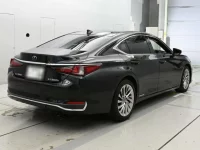Lexus ES лот № 36484 оценка 5  с аукциона в Японии 1