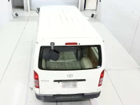 Toyota HIACE VAN лот № 40092 оценка RA  с аукциона в Японии 7