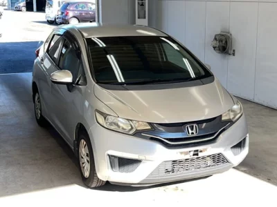 Honda FIT  с аукциона в Японии
