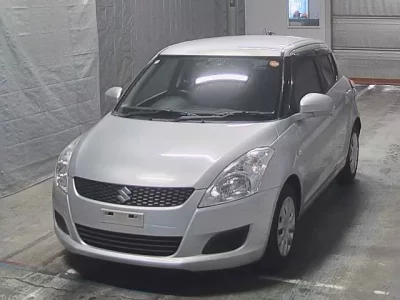 Suzuki SWIFT  с аукциона в Японии