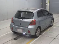 Toyota VITZ лот № 90489 оценка 3.5  с аукциона в Японии 1