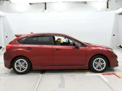 Subaru IMPREZA  с аукциона в Японии