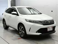 Toyota HARRIER лот № 36498 оценка 5  с аукциона в Японии 4