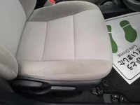 Toyota COROLLA AXIO лот № 30357 оценка 4  с аукциона в Японии 9