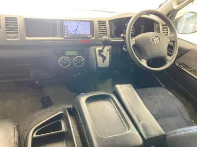 Toyota HIACE VAN  с аукциона в Японии