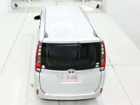 Toyota NOAH лот № 90522 оценка R  с аукциона в Японии 7