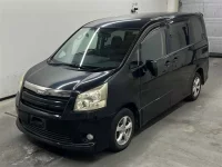 Toyota NOAH лот № 80075 оценка X  с аукциона в Японии 3