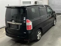 Toyota NOAH лот № 80075 оценка X  с аукциона в Японии 4