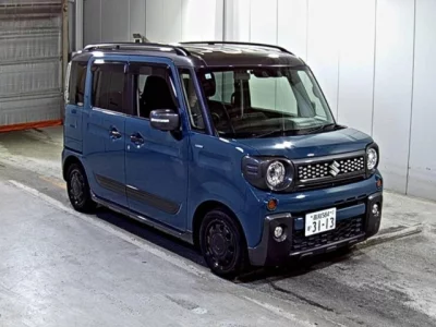 Suzuki SPACIA GEAR  с аукциона в Японии