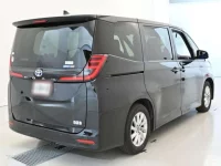Toyota NOAH лот № 30375 оценка 4  с аукциона в Японии 1