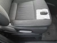 Toyota NOAH лот № 30376 оценка 4  с аукциона в Японии 8