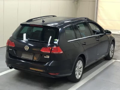 Volkswagen GOLF VARIANT  с аукциона в Японии