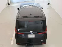 Toyota NOAH лот № 30377 оценка RA  с аукциона в Японии 1