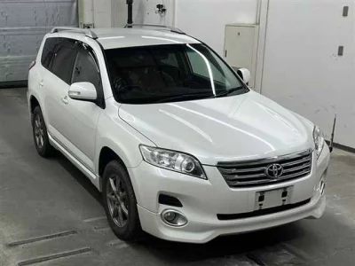 Toyota VANGUARD  с аукциона в Японии