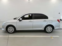 Toyota COROLLA AXIO лот № 30380 оценка 3.5  с аукциона в Японии 3