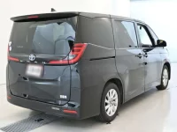 Toyota NOAH лот № 30382 оценка 4  с аукциона в Японии 1