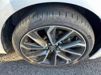 Toyota COROLLA SPORT лот № 10189 оценка 3.5  с аукциона в Японии 8