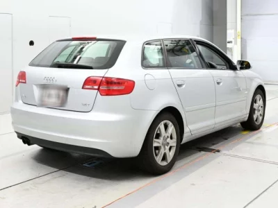 Audi A3  с аукциона в Японии