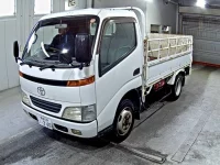 Toyota DYNA лот № 3022 оценка 3.5  с аукциона в Японии 3