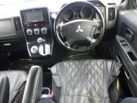 Mitsubishi DELICA D5 лот № 3004 оценка 3.5  с аукциона в Японии 2