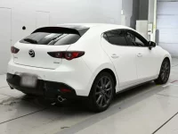Mazda MAZDA3 лот № 36535 оценка 4.5  с аукциона в Японии 1