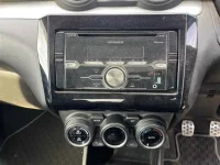 Suzuki SWIFT лот № 10238 оценка 3  с аукциона в Японии 5