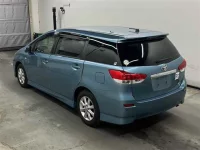 Toyota WISH лот № 10239 оценка 4  с аукциона в Японии 1