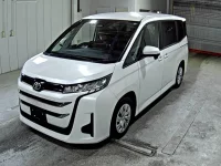 Toyota NOAH лот № 3051 оценка R  с аукциона в Японии 3